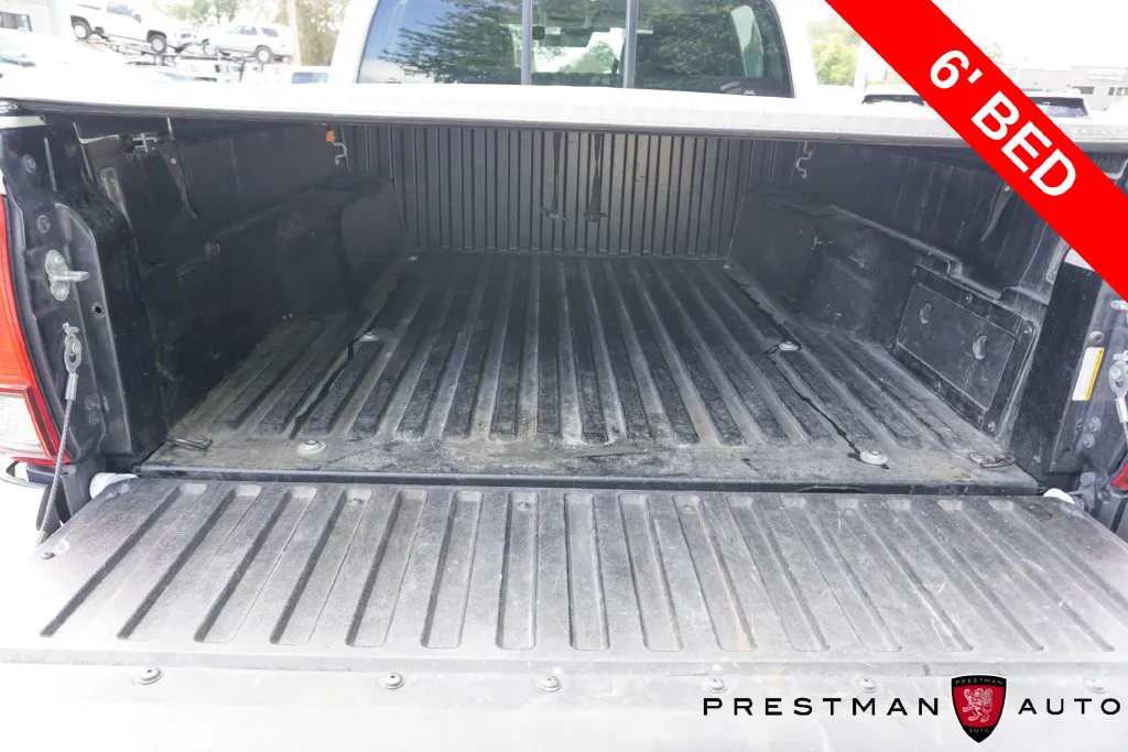 Toyota Tacoma photo 7