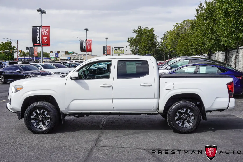 Toyota Tacoma photo 18