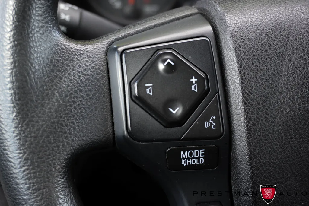 Toyota Tacoma photo 27