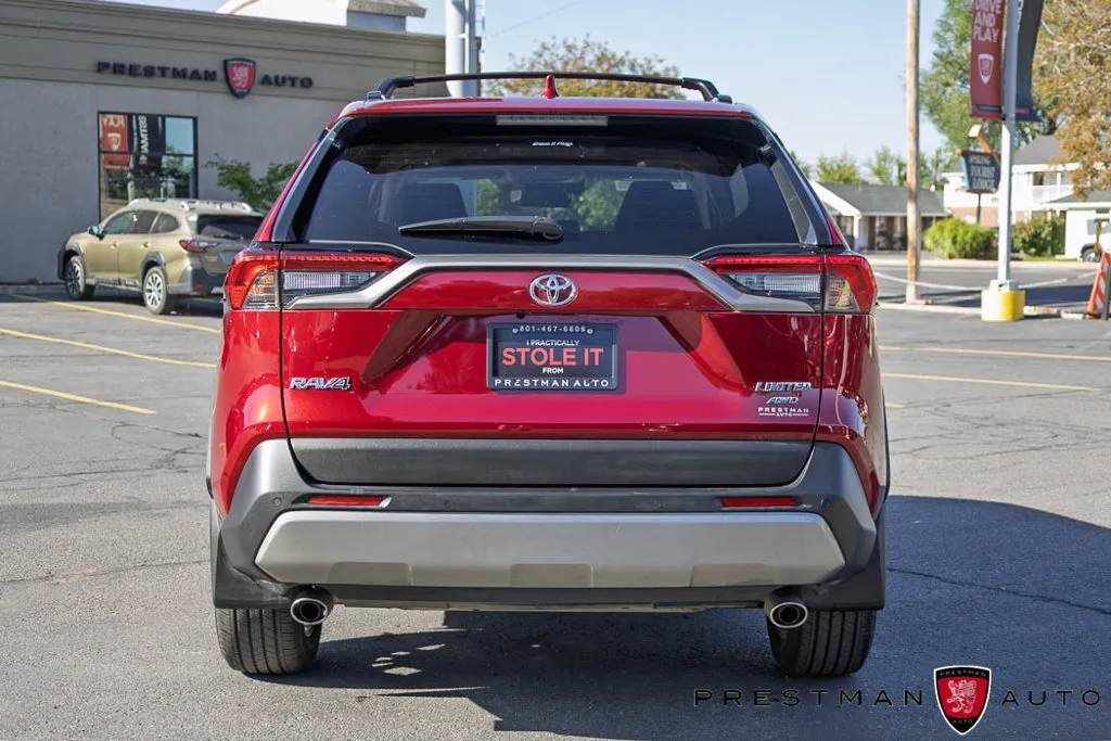 Toyota RAV4 photo 18