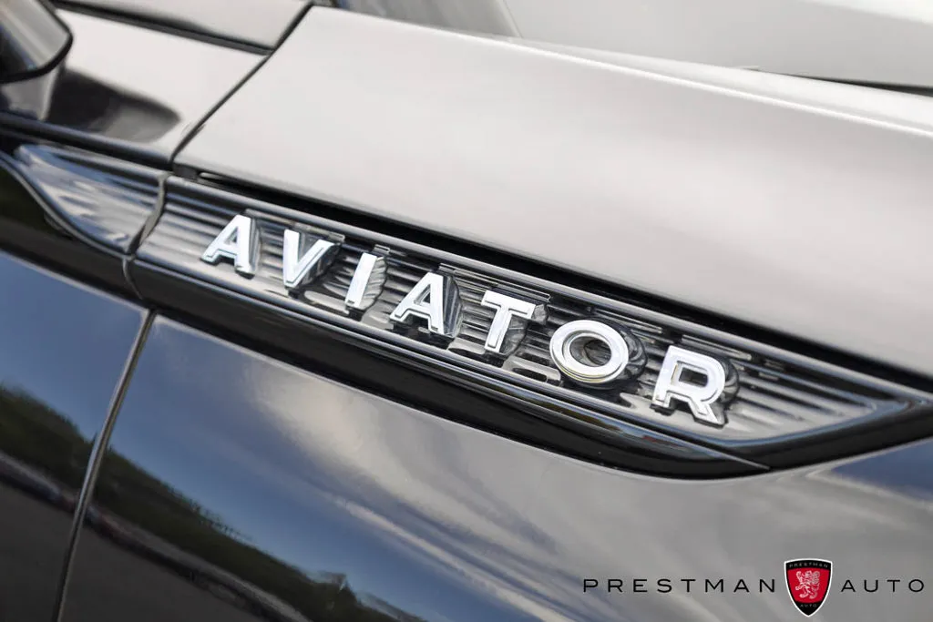 Lincoln Aviator photo 11