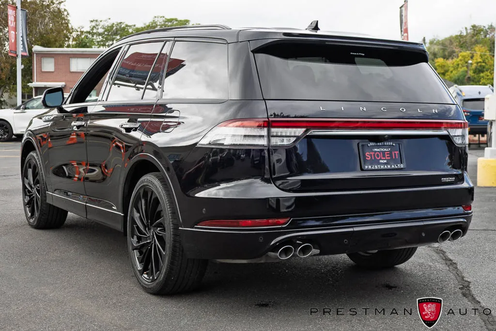 Lincoln Aviator photo 19