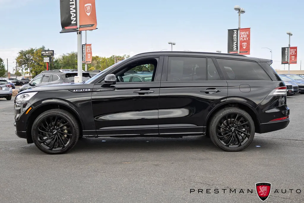 Lincoln Aviator photo 18