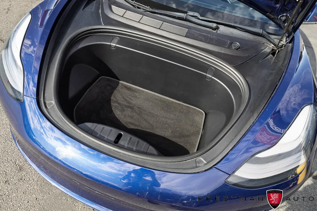 Tesla Model 3 photo 32