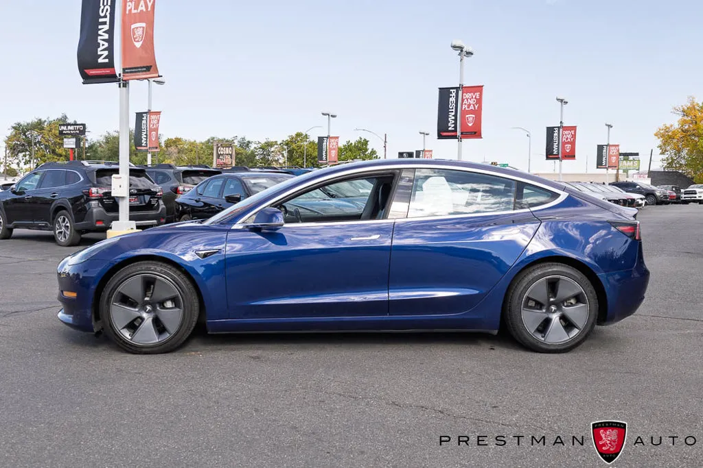 Tesla Model 3 photo 25