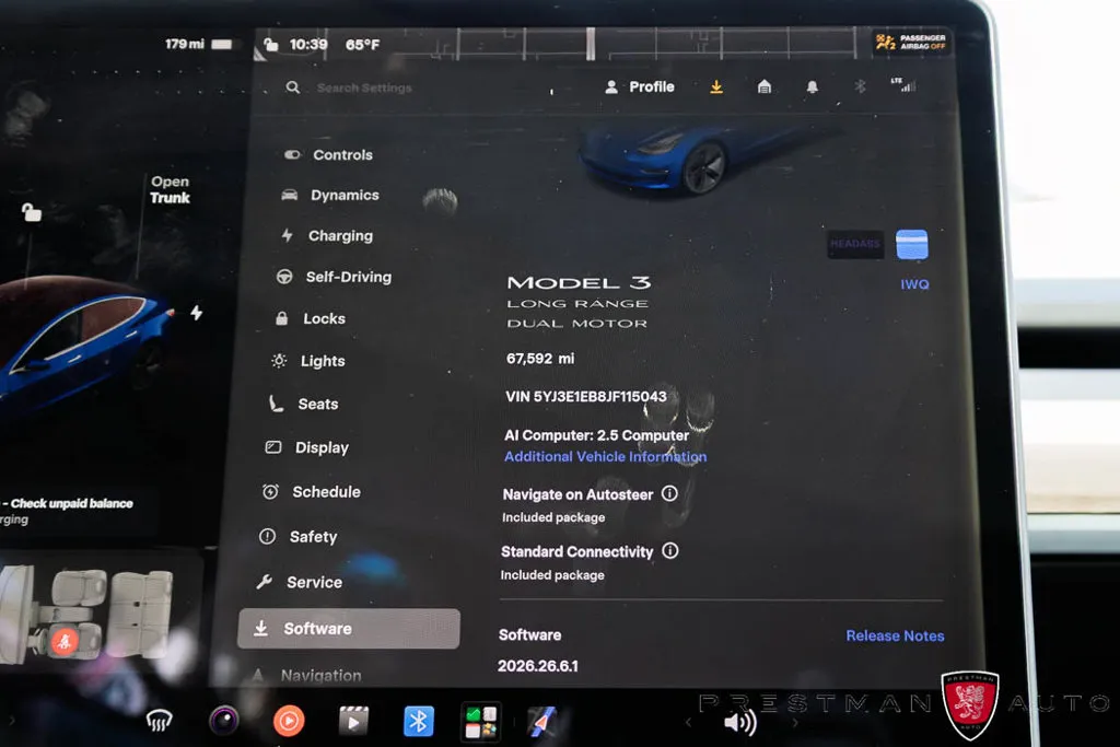 Tesla Model 3 photo 10