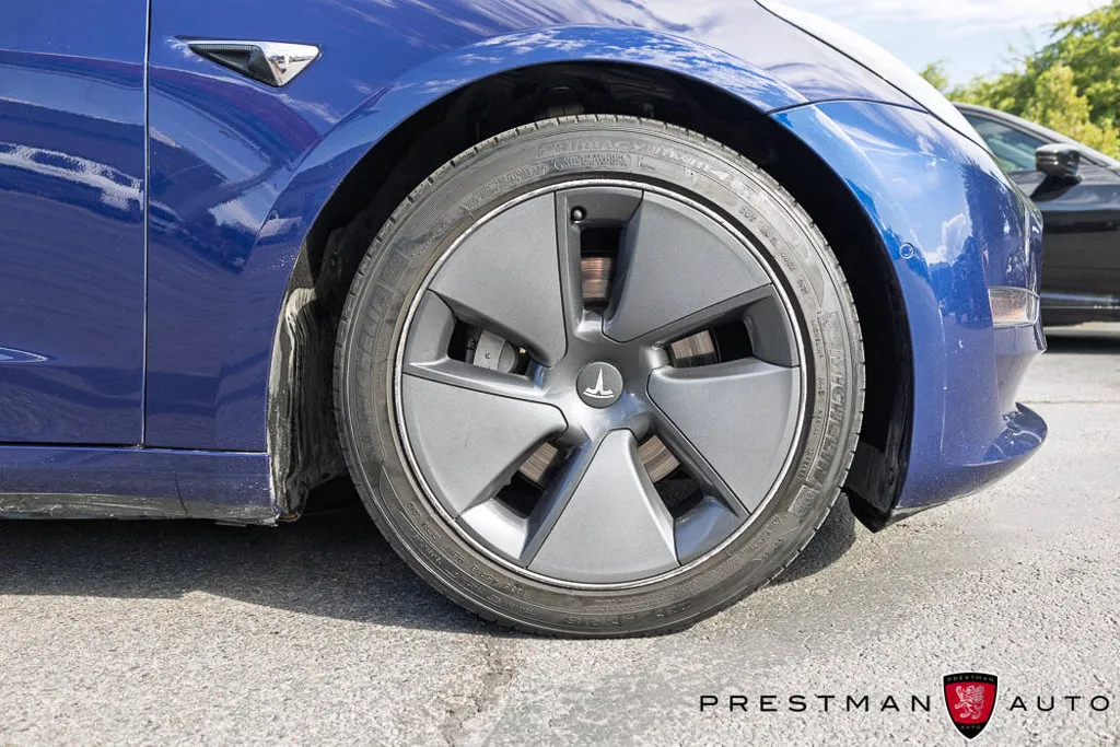 Tesla Model 3 photo 30