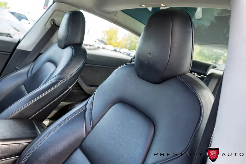 Tesla Model 3 photo 15