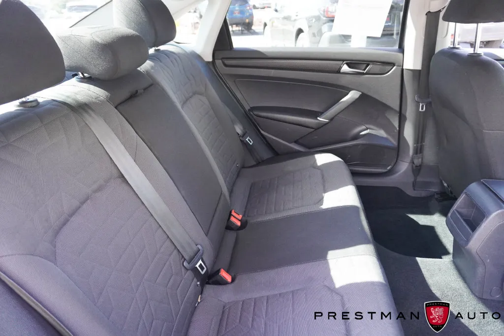 Volkswagen Passat photo 21