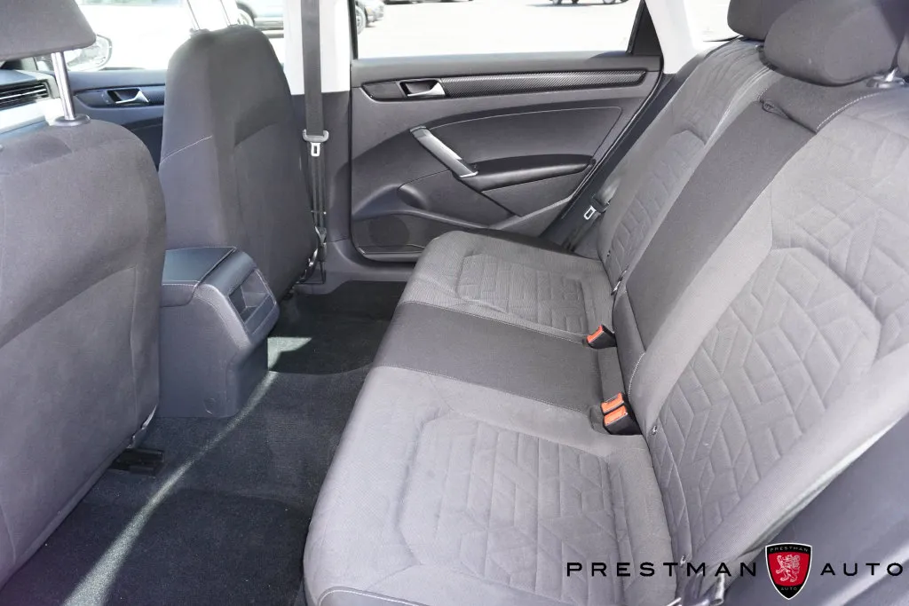Volkswagen Passat photo 17