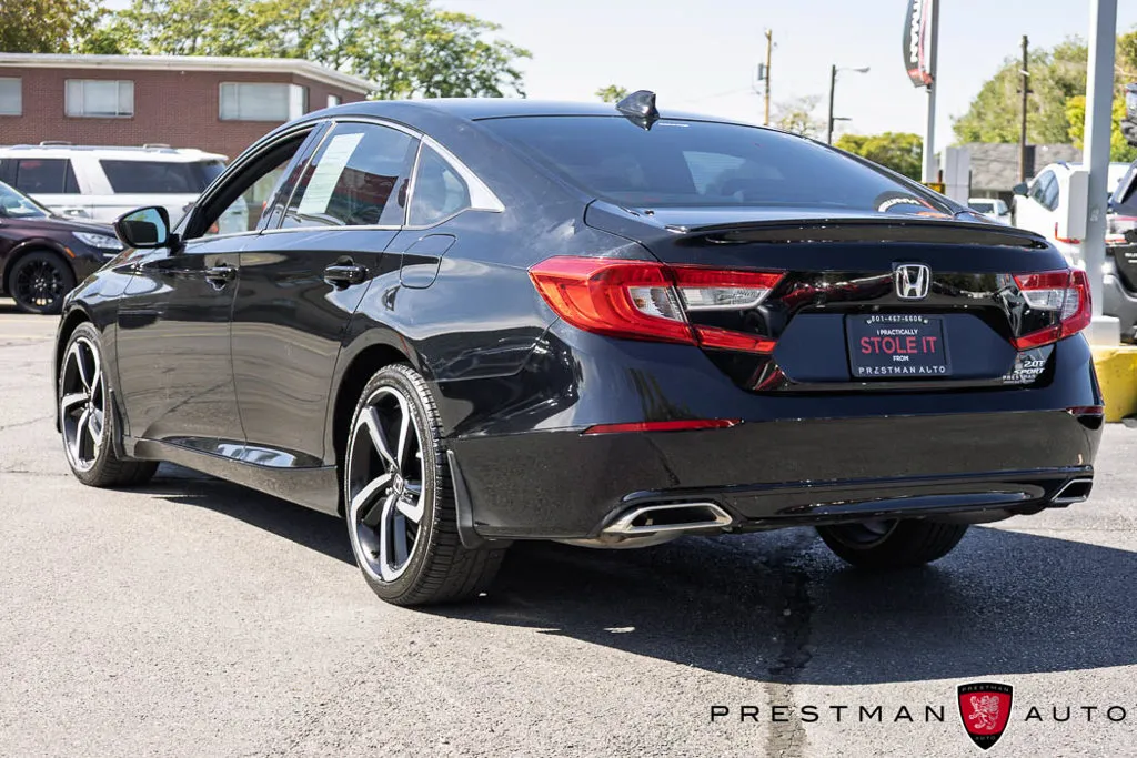 Honda Accord photo 16