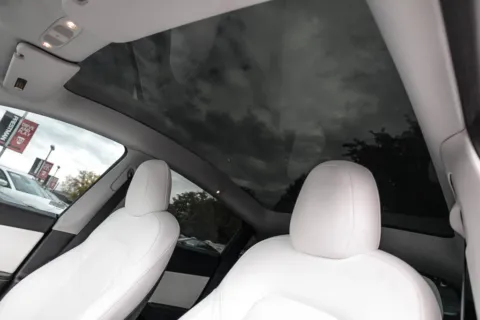 More photos of 2022 Tesla Model Y Performance at Prestman Auto, UT