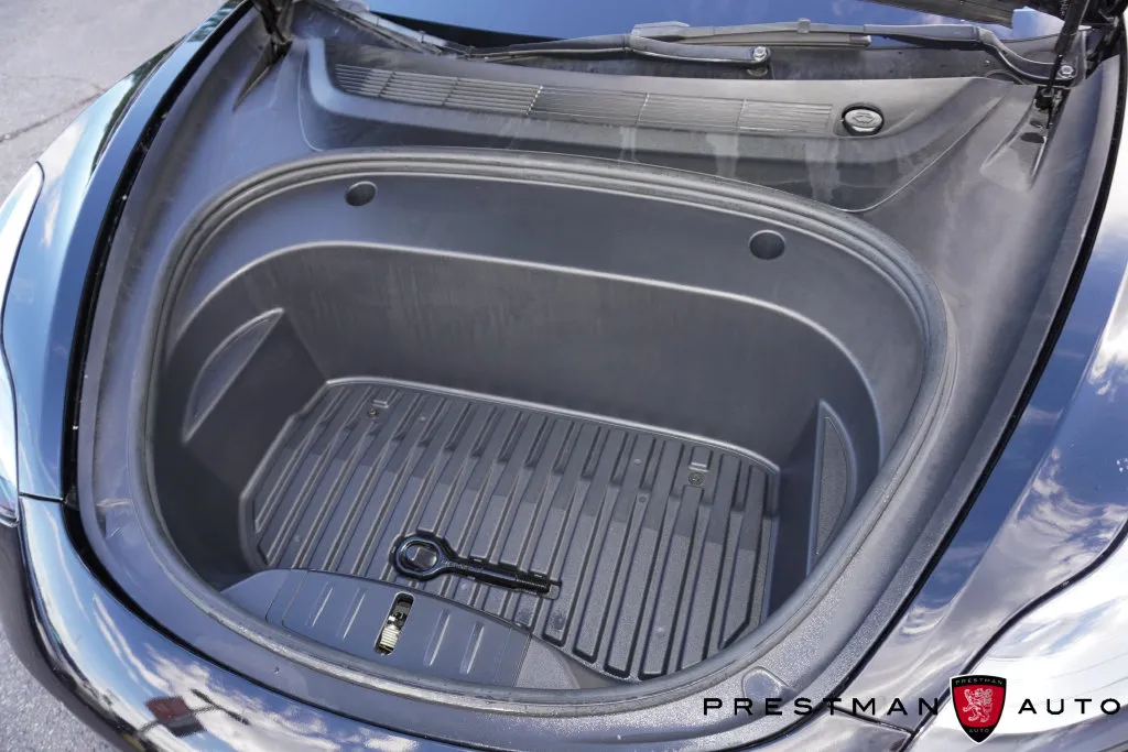 Tesla Model 3 photo 31