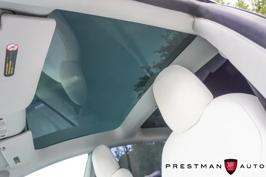 Tesla Model 3 photo 12