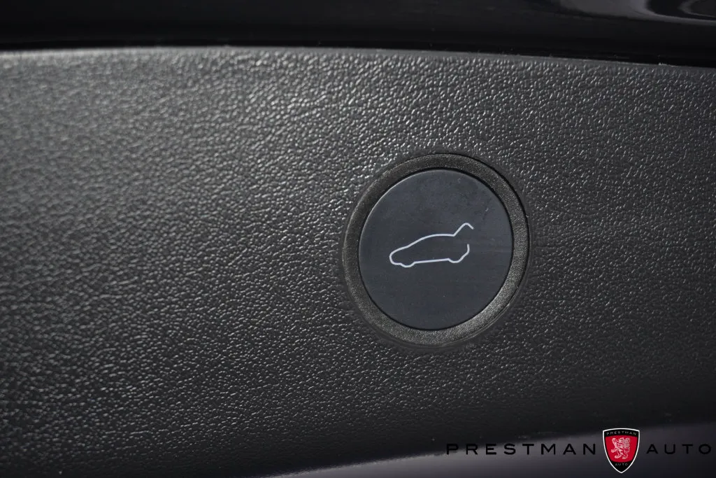 Tesla Model 3 photo 28
