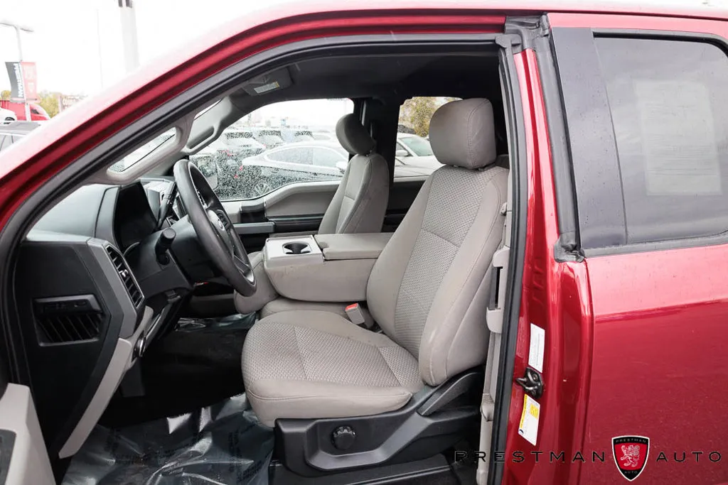 Ford F-150 photo 17
