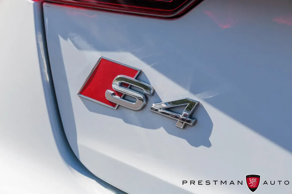 Audi S4 photo 12