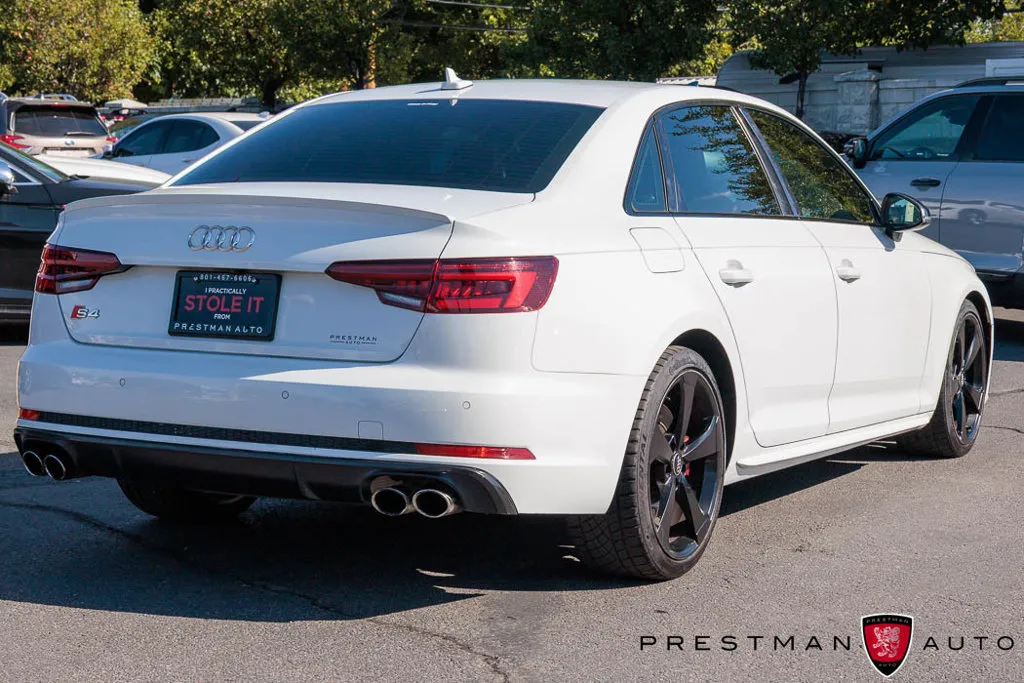 Audi S4 photo 18