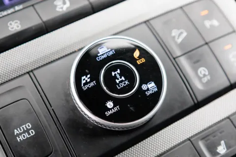More photos of 2020 Hyundai Palisade Limited at Prestman Auto, UT