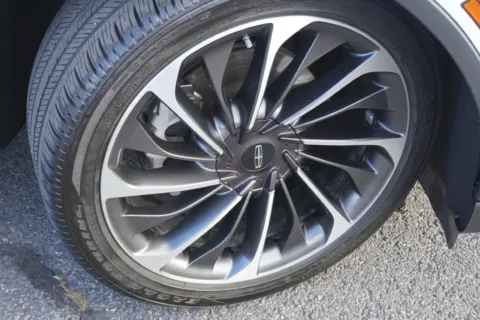 Photos of 2025 Lincoln Aviator Reserve for sale in Salt Lake City, UT at Prestman Auto