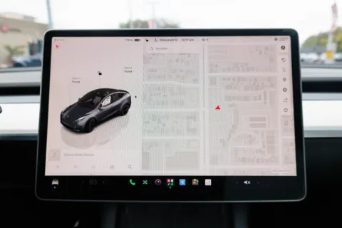 More photos of 2022 Tesla Model Y Performance at Prestman Auto, UT