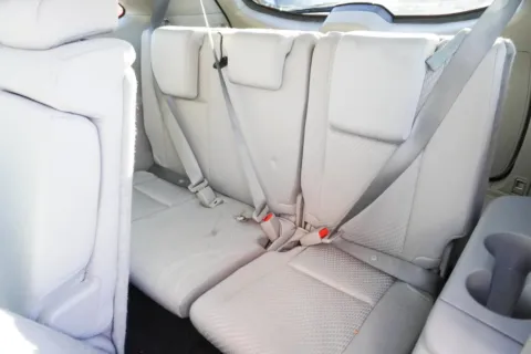 More photos of 2019 Toyota Highlander Hybrid LE at Prestman Auto, UT