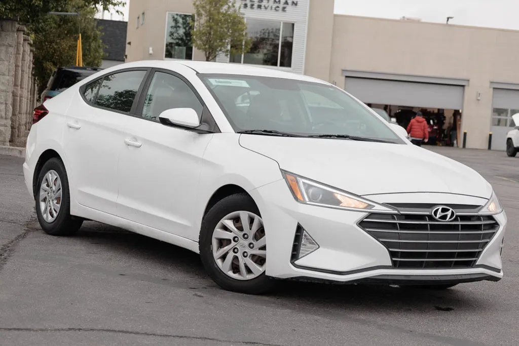 White 2019 Hyundai Elantra SE for sale in Salt Lake City, UT