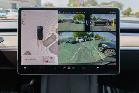 More photos of 2024 Tesla Model Y Long Range at Prestman Auto, UT