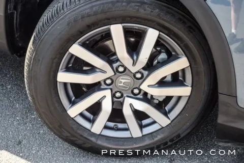 More photos of 2022 Honda Pilot EX-L at Prestman Auto, UT