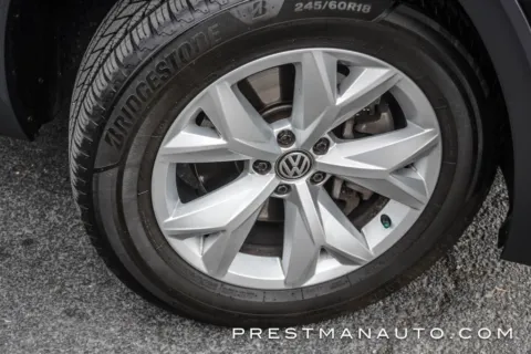 Photos of 2019 Volkswagen Atlas 3.6L V6 SE for sale in Salt Lake City, UT at Prestman Auto