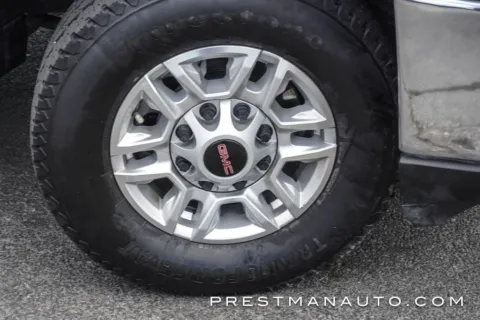 More photos of 2022 GMC Sierra 2500HD SLE at Prestman Auto, UT