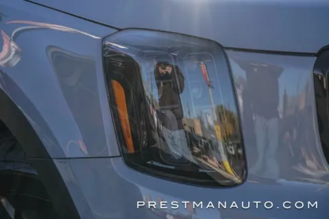 More photos of 2024 Kia Telluride SX-Prestige X-Pro at Prestman Auto, UT