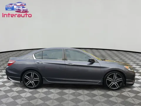 Gray 2017 Honda Accord Sport SE Sedan 4D for sale in Plainville, MA