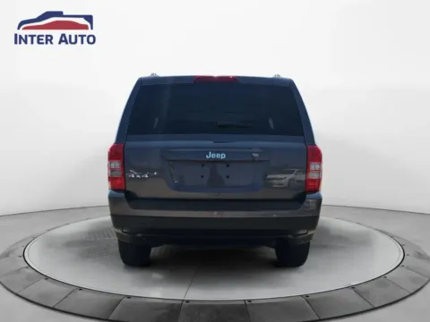 More photos of 2017 Jeep Patriot Sport SUV 4D at Interauto, MA