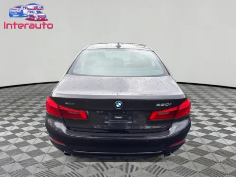 More photos of 2018 BMW 5 Series 530i xDrive Sedan 4D at Interauto, MA