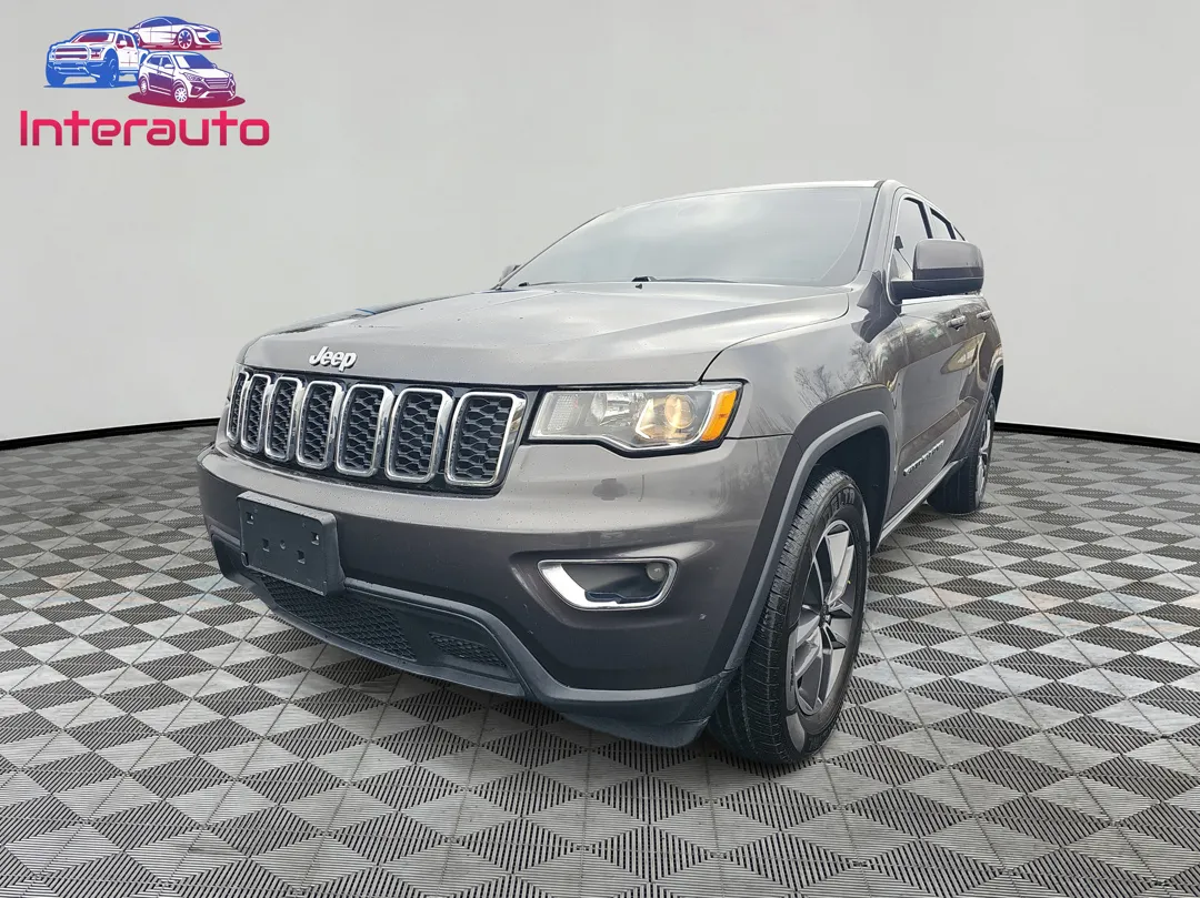 2020 Jeep Grand Cherokee Laredo E