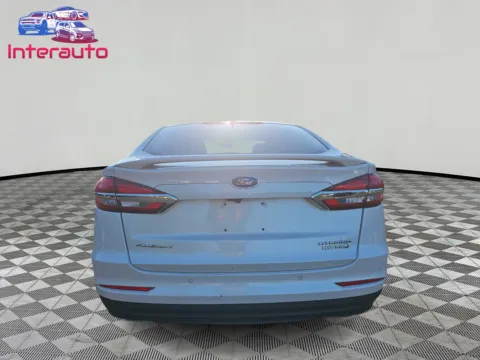 More photos of 2019 Ford Fusion Titanium Hybrid Sedan 4D at Interauto, MA