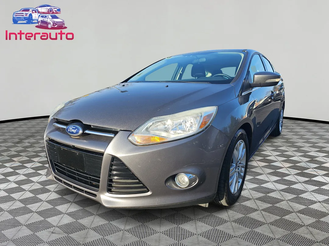 2012 Ford Focus SEL's photo