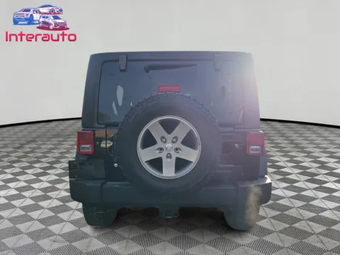 More photos of 2012 Jeep Wrangler Unlimited Rubicon Sport Utility 4D at Interauto, MA