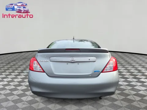 More photos of 2013 Nissan Versa S Plus Sedan 4D at Interauto, MA