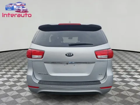 More photos of 2017 Kia Sedona SX Minivan 4D at Interauto, MA