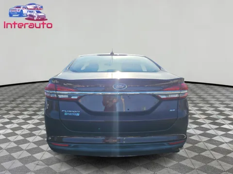 More photos of 2017 Ford Fusion Energi Plug-In Hybrid SE Luxury Sedan 4D at Interauto, MA