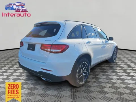 More photos of 2018 Mercedes-Benz GLC 300 4MATIC Sport Utility 4D at Interauto, MA