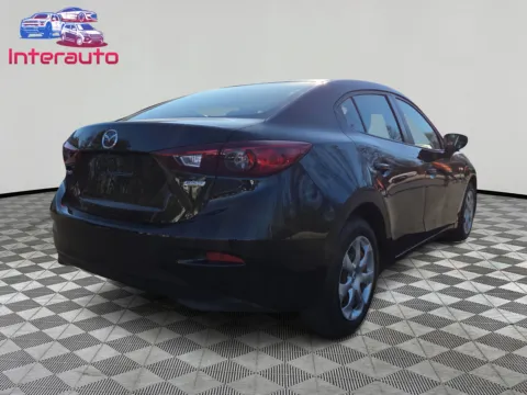 More photos of 2017 MAZDA MAZDA3 Sport Sedan 4D at Interauto, MA