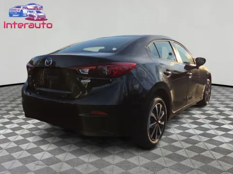 More photos of 2017 MAZDA MAZDA3 Sport Sedan 4D at Interauto, MA