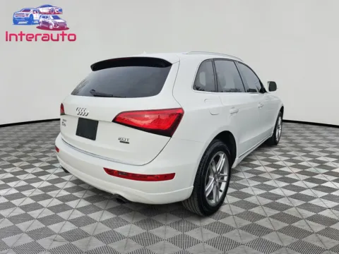 More photos of 2015 Audi Q5 2.0T Premium Plus Sport Utility 4D at Interauto, MA