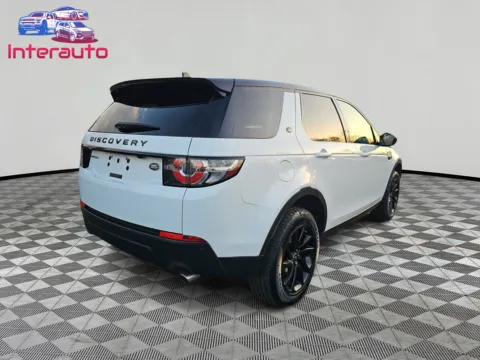 More photos of 2016 Land Rover Discovery Sport SE Sport Utility 4D at Interauto, MA