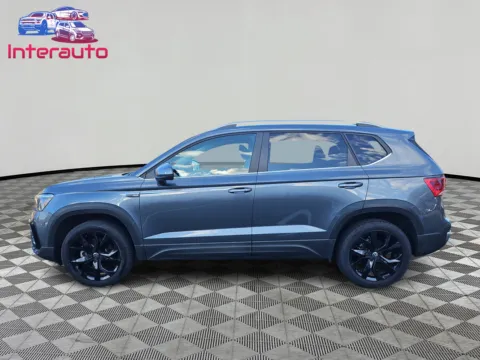 Photos of 2022 Volkswagen Taos SE Sport Utility 4D for sale in Plainville, MA at Interauto