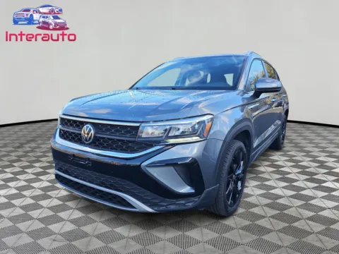 Gray 2022 Volkswagen Taos SE Sport Utility 4D for sale in Plainville, MA