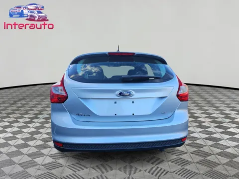 More photos of 2014 Ford Focus SE Hatchback 4D at Interauto, MA
